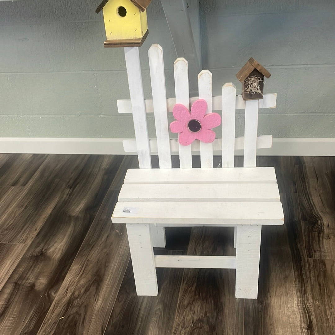 Welcome Bench with Bird House