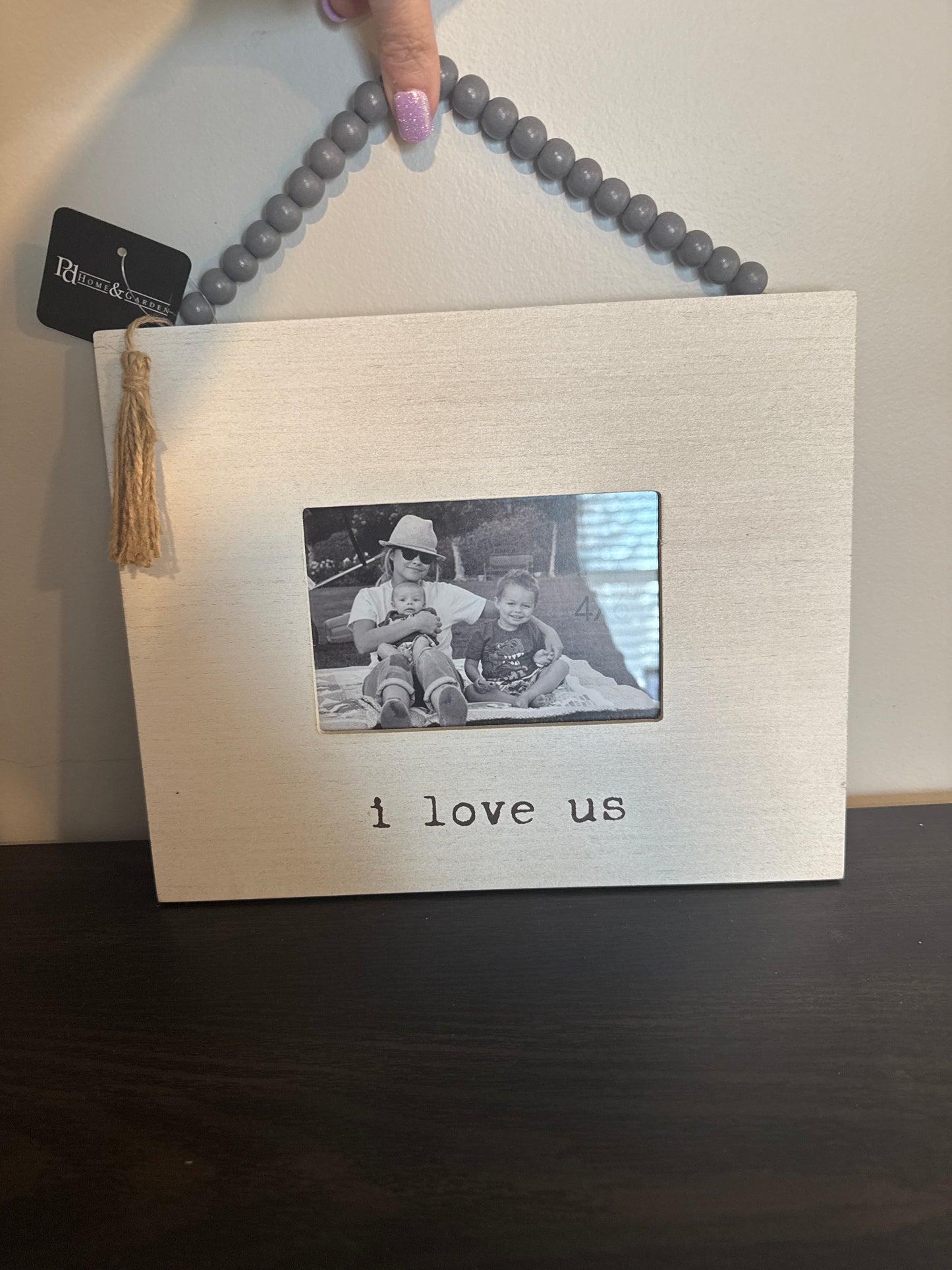 I love us Frame