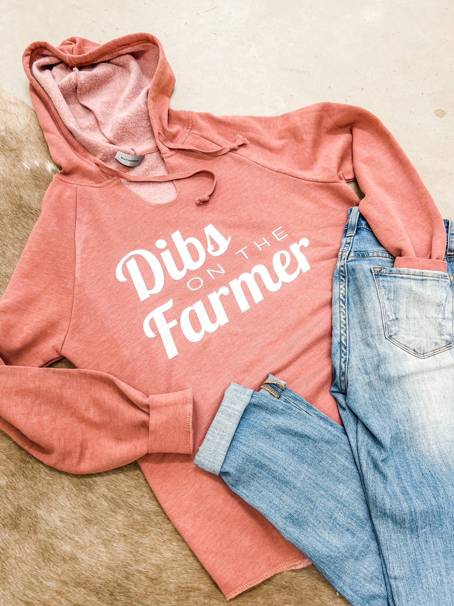 Western ‘Dibs on the Farmer’ Curved Hem Hoodie