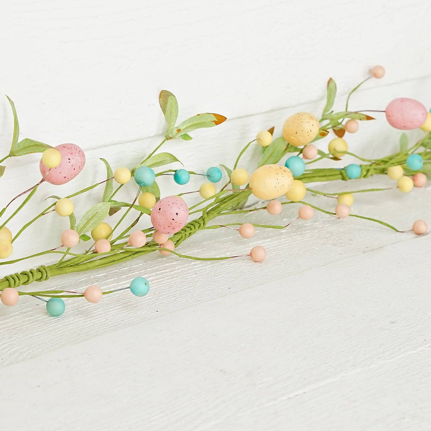 31171- 4ft Garland-Mix Pastel Eggs with Willow Leaves