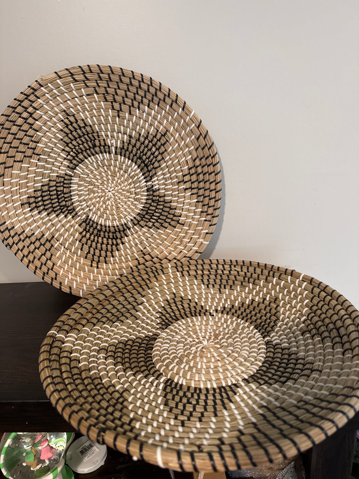 Seagrass Wall Art Dish 16"