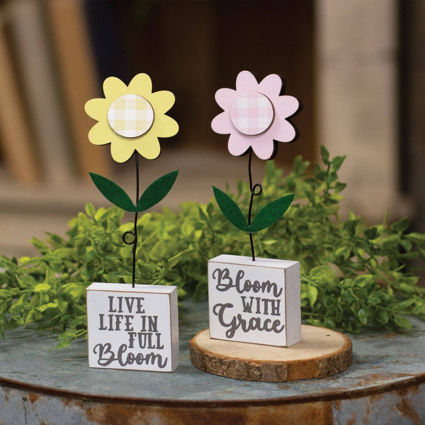 Full Bloom With Grace Gingham Check Daisies on Base