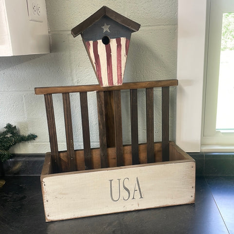 USA Wood Planter