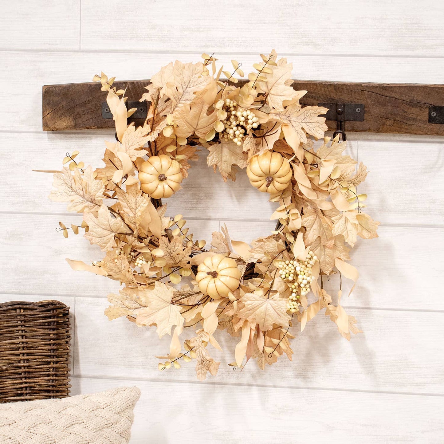 Natural Fall Leaves, Berry Clusters & Eucalyptus Wreath, 24"
