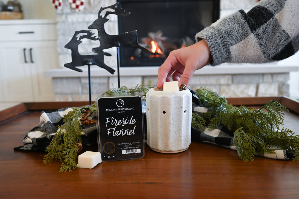 Milkhouse Candle Company - 5.5 oz Wax Melts: Fireside Flannel