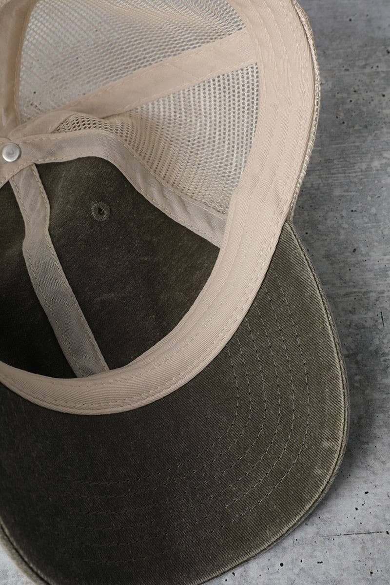 Trucker Mesh Back Baseball Cap: BLACK / One Size