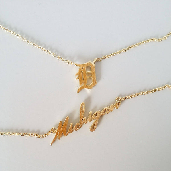 Detroit 'D' Necklace Gold