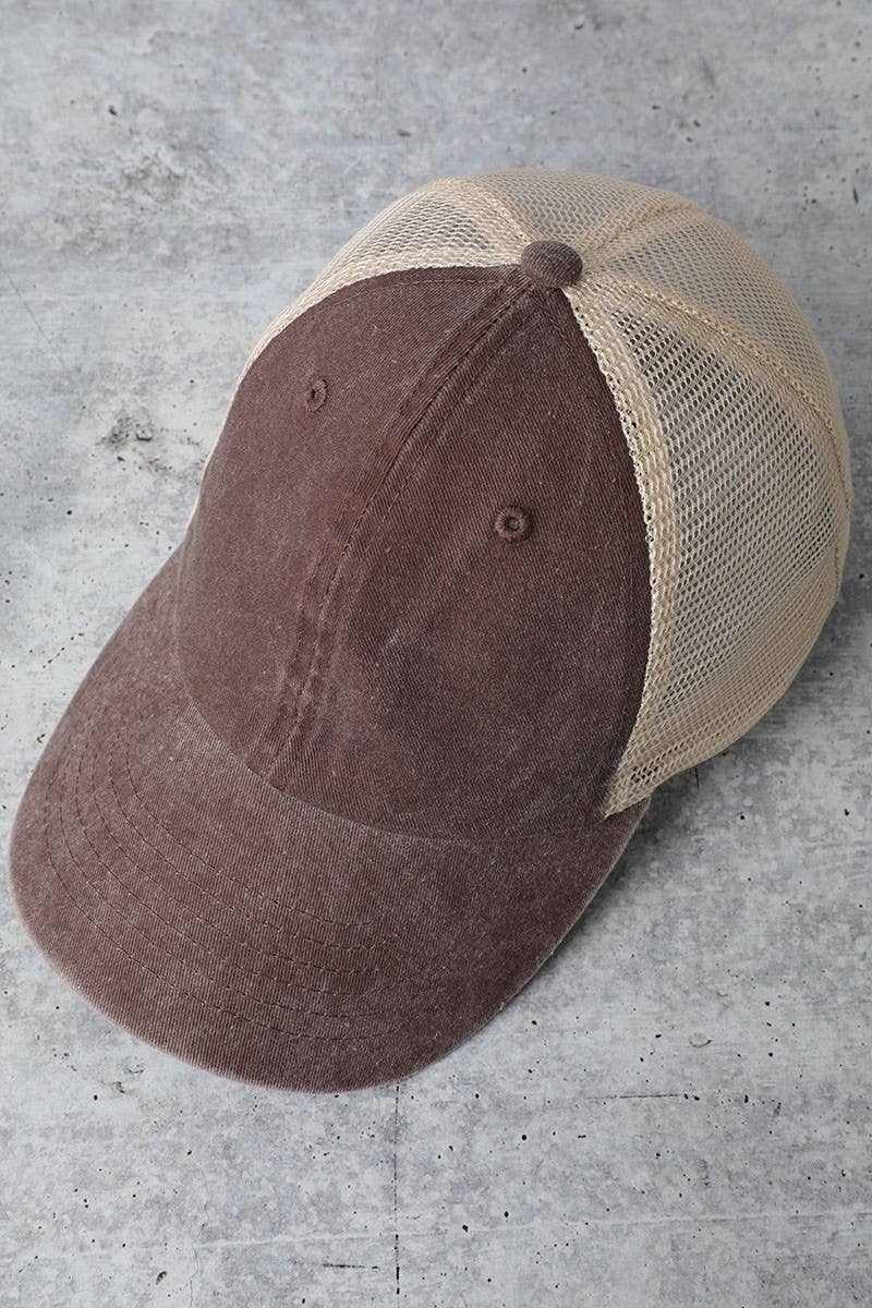 Trucker Mesh Back Baseball Cap: BLACK / One Size