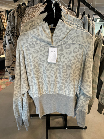 Jupee Gray Leopard Print Hoddie