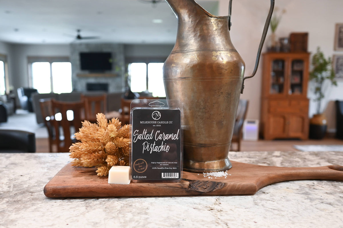 Milkhouse Candle Company - 5.5 oz Wax Melts Fall: Salted Caramel Pistachio