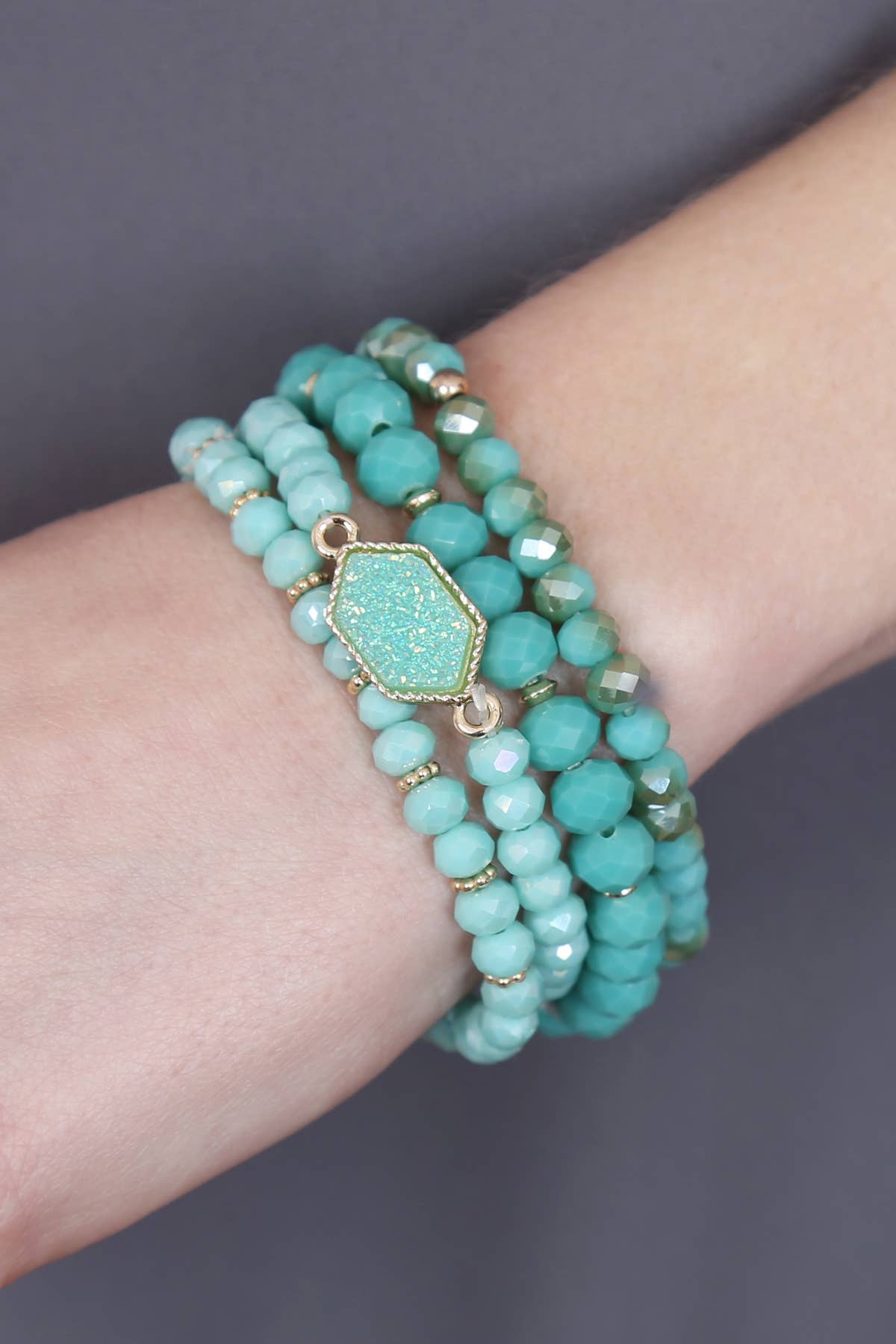 DRUZY STONE HEXAGON GLASS BEADS BRACELET: TUQUOISE