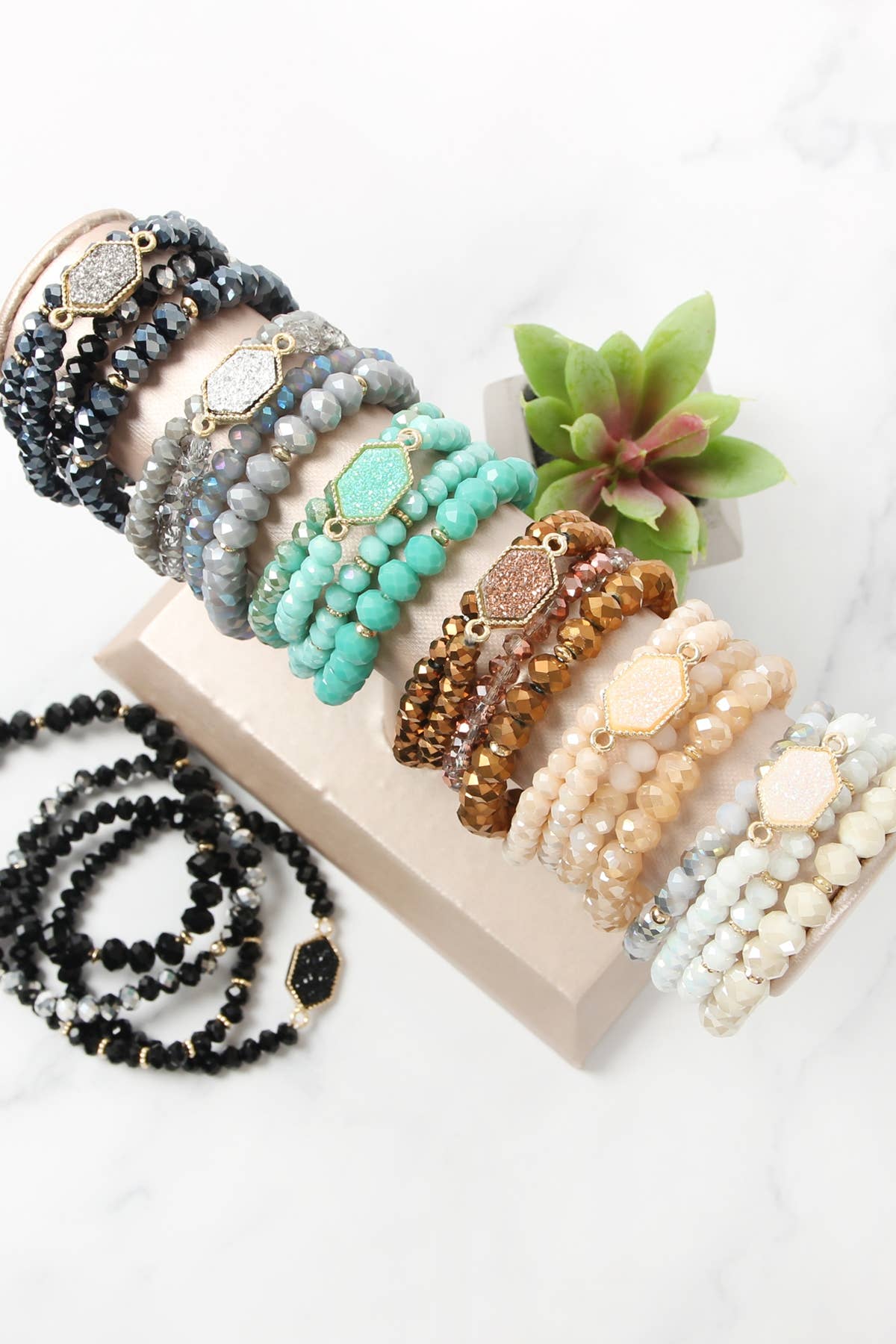 DRUZY STONE HEXAGON GLASS BEADS BRACELET: TUQUOISE