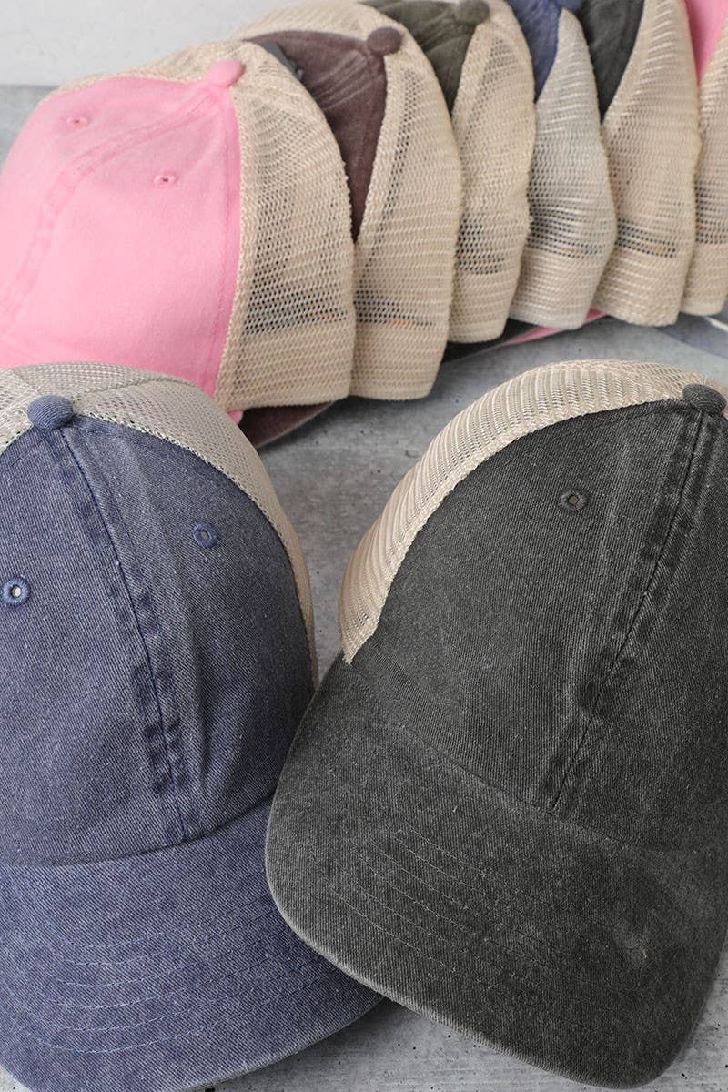Trucker Mesh Back Baseball Cap: BLACK / One Size