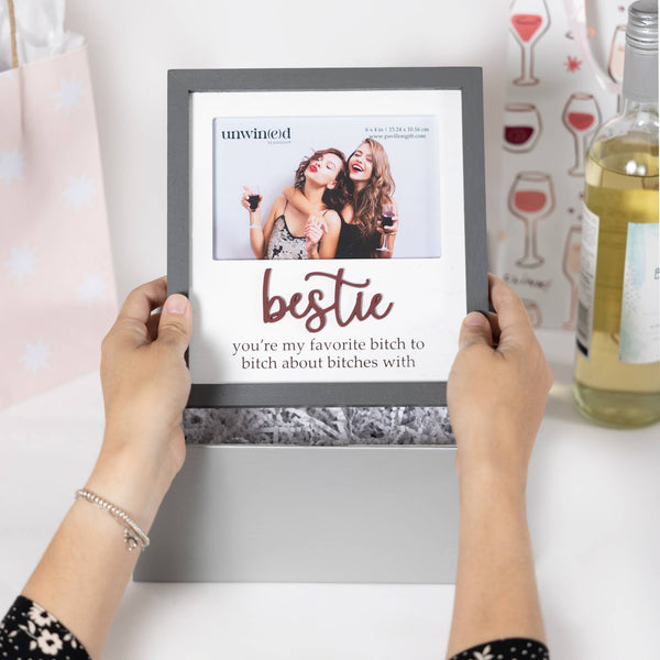 Bestie - 7.75" x 8.25" Frame
(Holds 6" x 4" Photo)