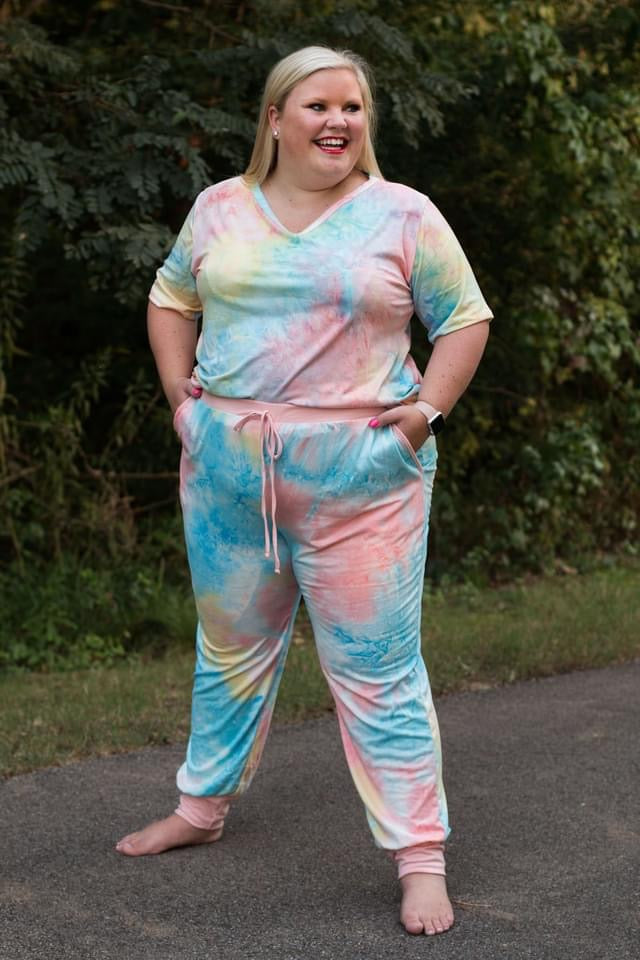 Tee shirt and jogger loungewear