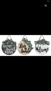 Round Door Hanger Sign w/ Plaid Bow & Greenery (Assorted)