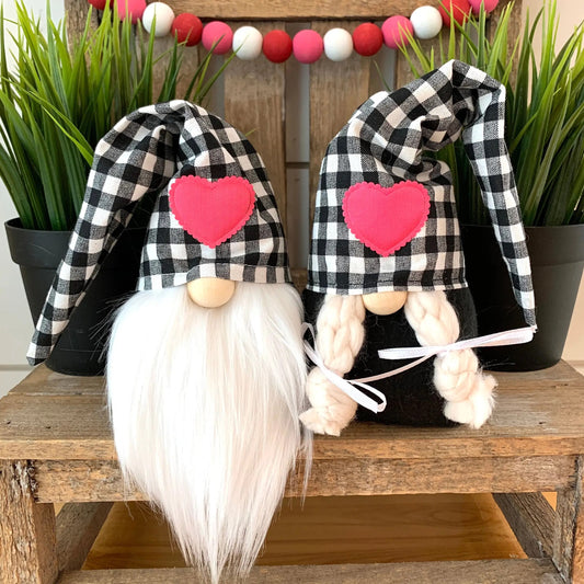 6" Mini Valentine Hot Pink Gnome, Boy Or Girl
